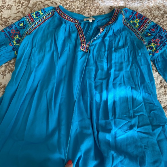 Great shirt! Like new! - Picture 5 of 12